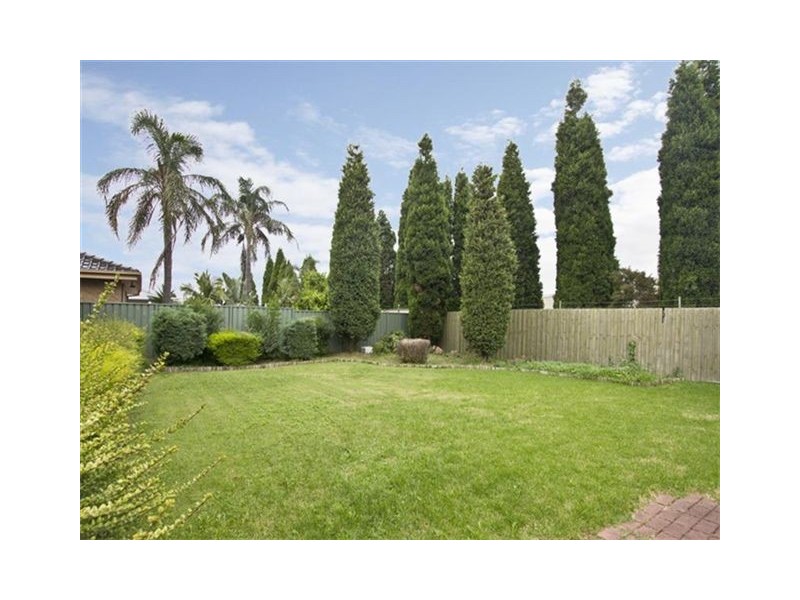 213 Broadhurst Avenue, Reservoir VIC 3073