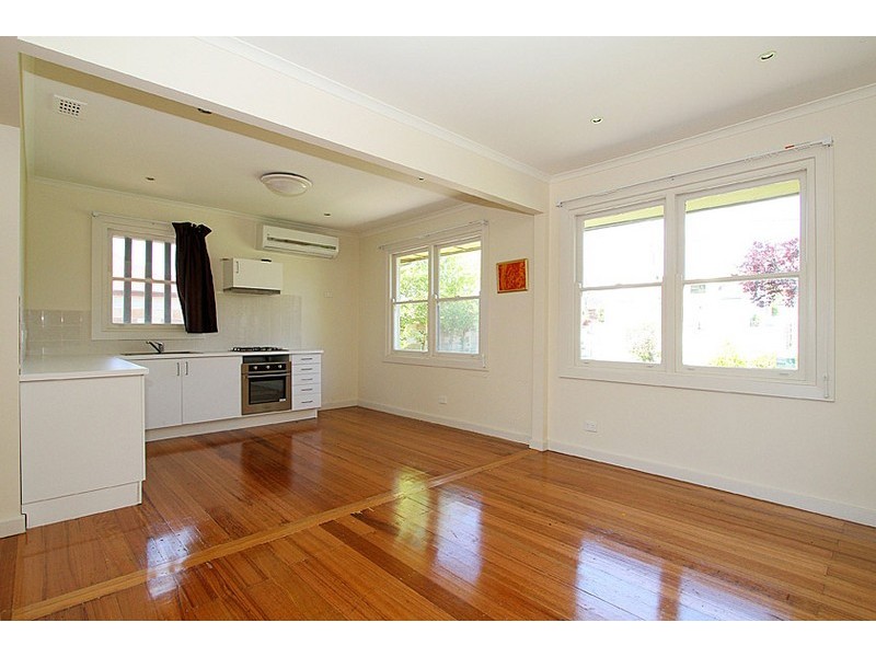 20 Newton Street, Reservoir VIC 3073