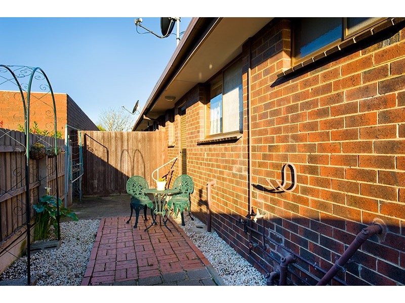 1/34 Swift Street, Thornbury VIC 3071