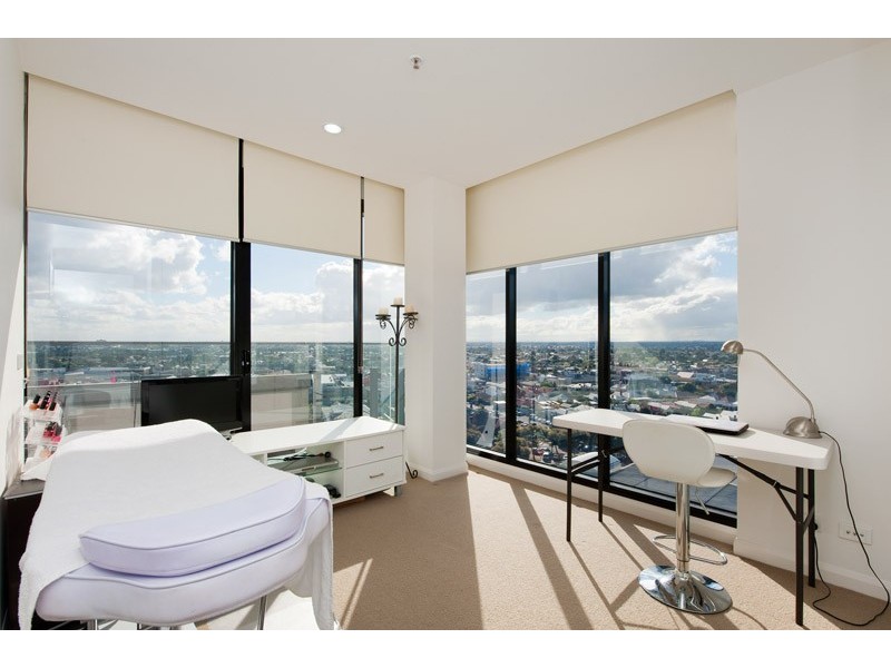 909/8 Breavington Way, Northcote VIC 3070