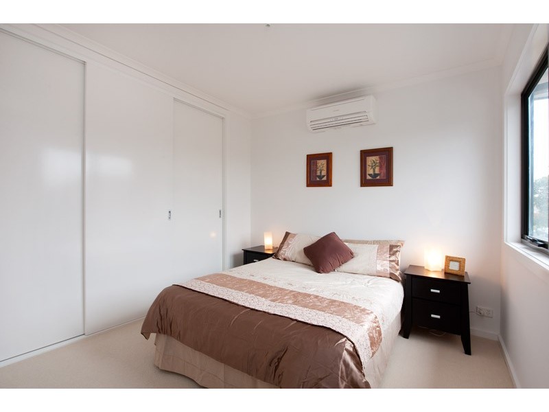 21 Ayton Street, Ivanhoe VIC 3079