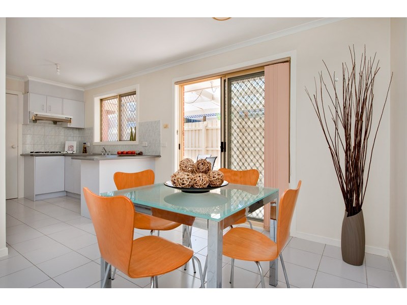 11/24  Tyler Street, Preston VIC 3072