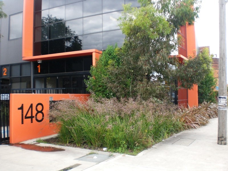 18/148 Artherton Road, Northcote VIC 3070