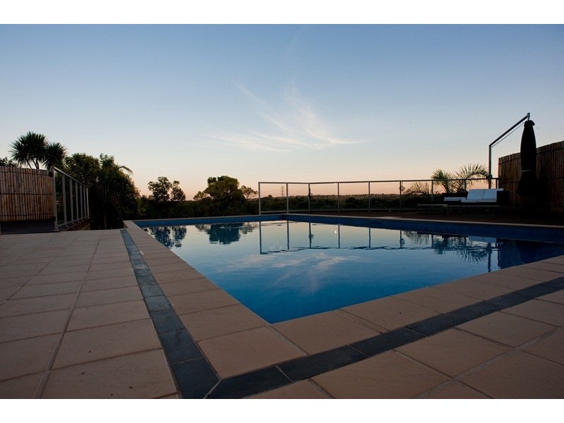 13 Mossman Drive, Eaglemont VIC 3084