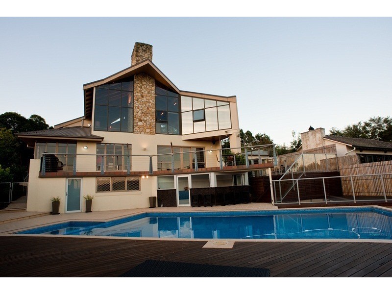 13 Mossman Drive, Eaglemont VIC 3084