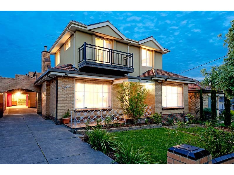 18 Gladhall Avenue, Thornbury VIC 3071