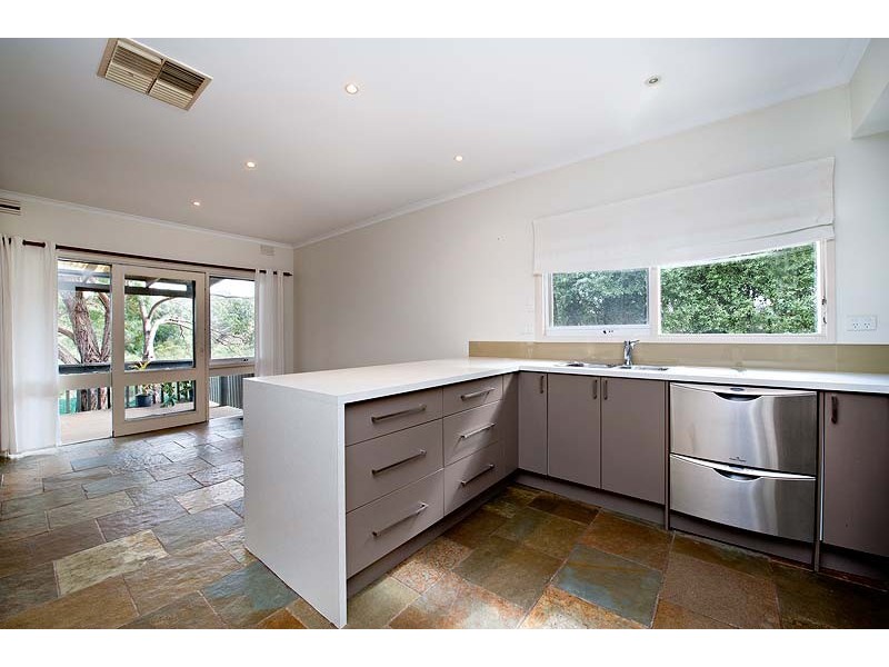 2 Lear Court, Greensborough VIC 3088