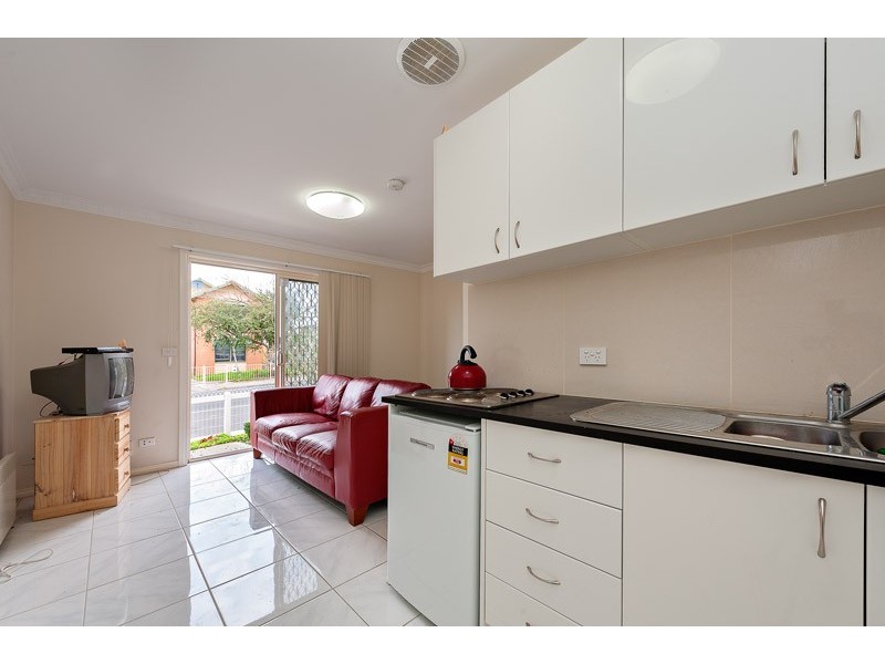 84 Albert Street, Seddon VIC 3011