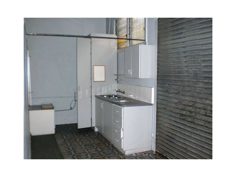 8/296 Station Street, Fairfield VIC 3078