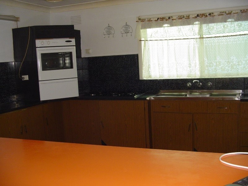 2 Suffolk Avenue, Coburg VIC 3058