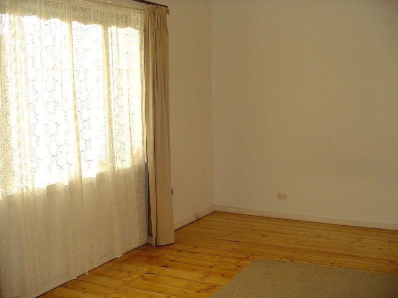 2 Suffolk Avenue, Coburg VIC 3058