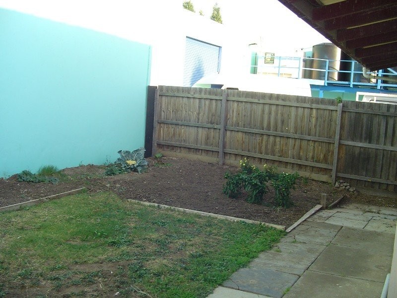 2 Suffolk Avenue, Coburg VIC 3058