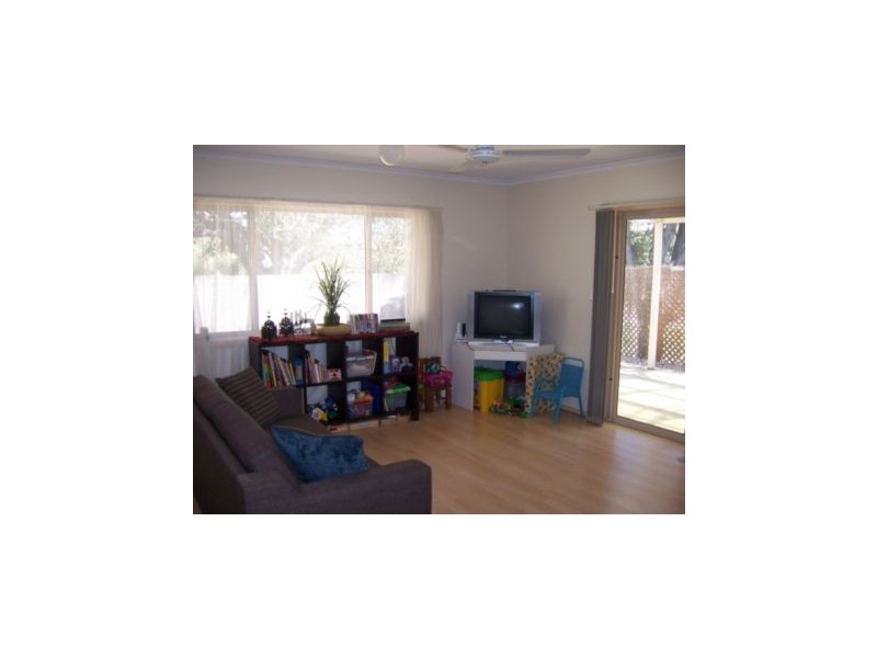 4 Robinson Place, Enfield SA 5085