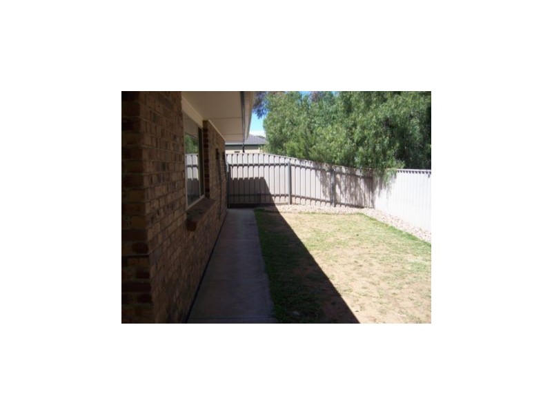 4 Robinson Place, Enfield SA 5085