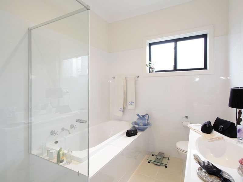 16 Ramsay Avenue, Hillcrest SA 5086