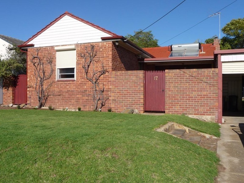 17 Fairview Terrace, Clearview SA 5085