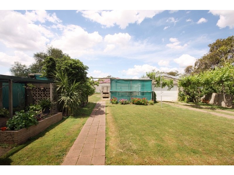 68 Kent Avenue, Clearview SA 5085