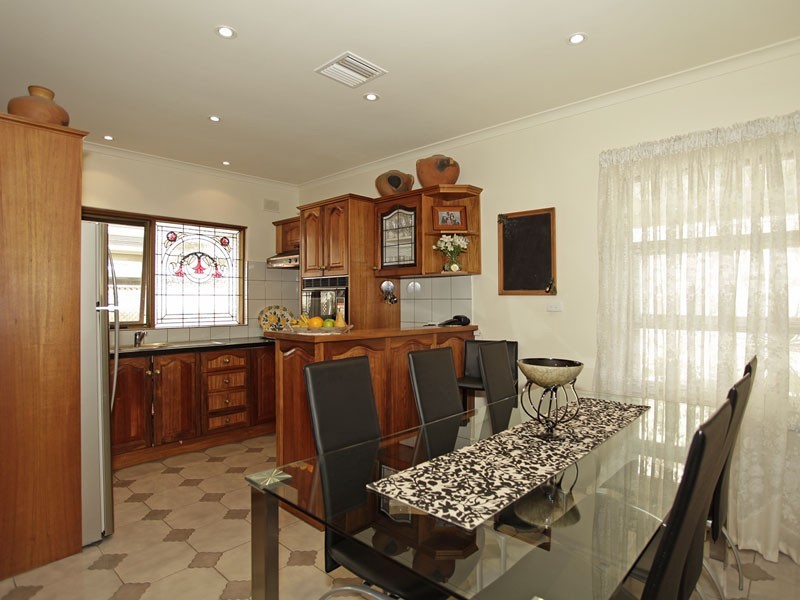 10 Ayr Street, Semaphore Park SA 5019