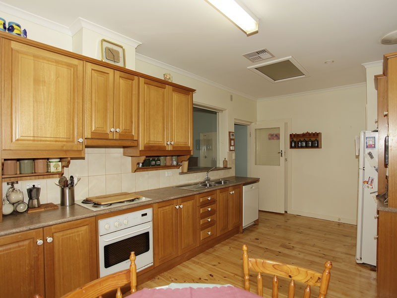 16 George Street, Vale Park SA 5081