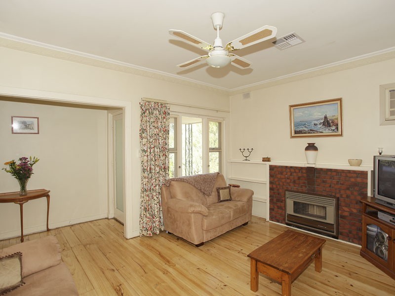 16 George Street, Vale Park SA 5081