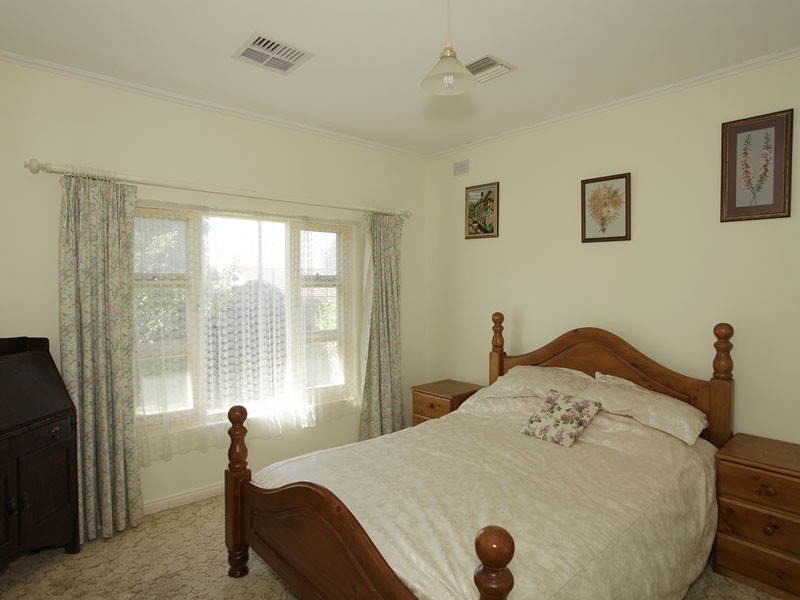 16 George Street, Vale Park SA 5081