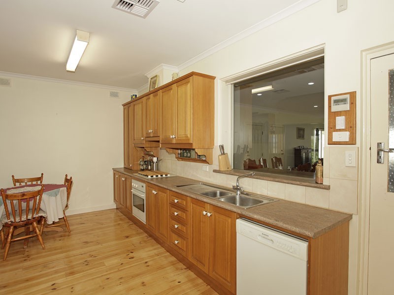 16 George Street, Vale Park SA 5081