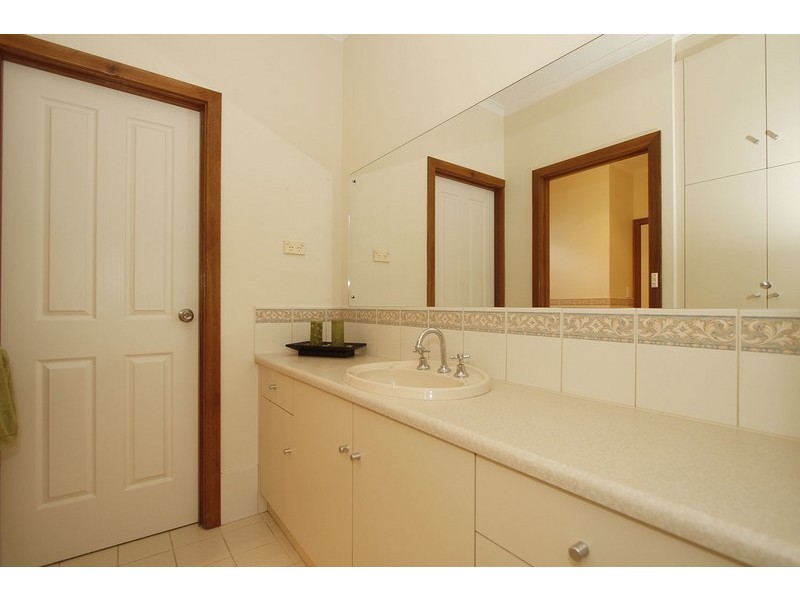 82 Oxford Street, Oakden SA 5086