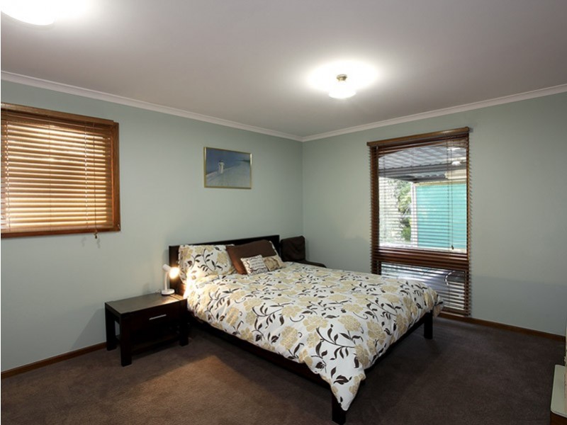 4 Pangari Drive, Fairview Park SA 5126