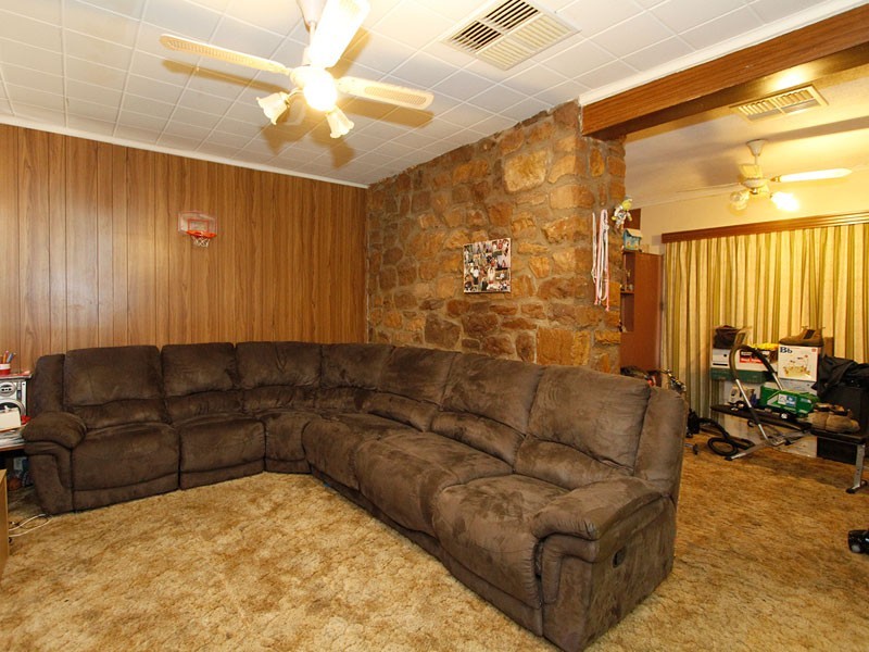 6 Reading Street, Clearview SA 5085