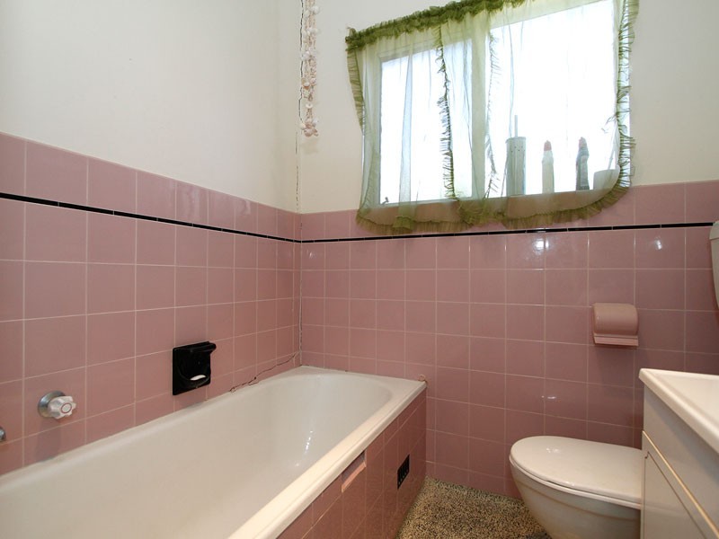 6 Reading Street, Clearview SA 5085