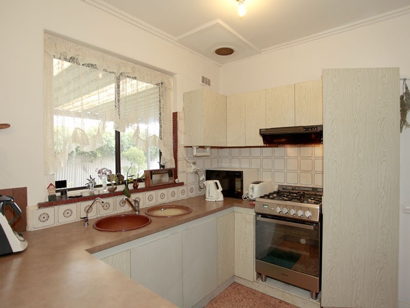 9  Stafford Street, Clearview SA 5085