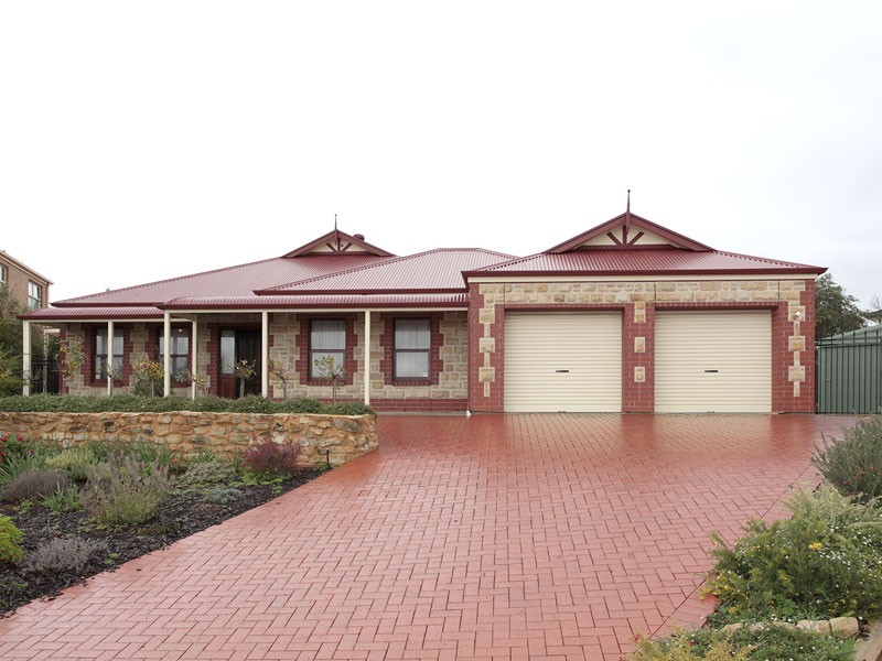 13 Outback Court, Walkley Heights SA 5098