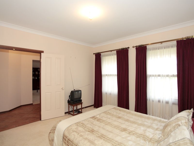 13 Outback Court, Walkley Heights SA 5098