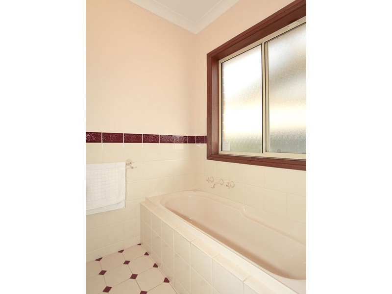 13 Outback Court, Walkley Heights SA 5098