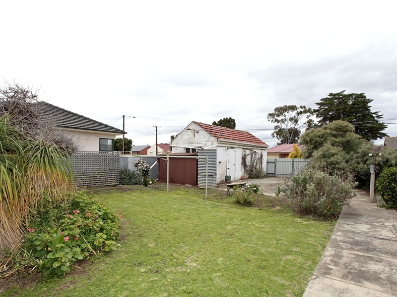 70 Leslie Avenue, Blair Athol SA 5084