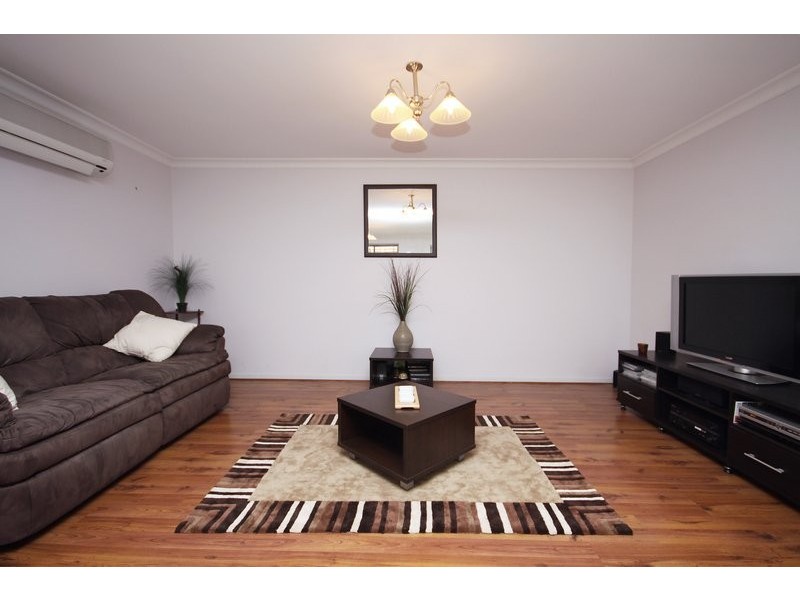 32B Warren Road, Para Hills West SA 5096