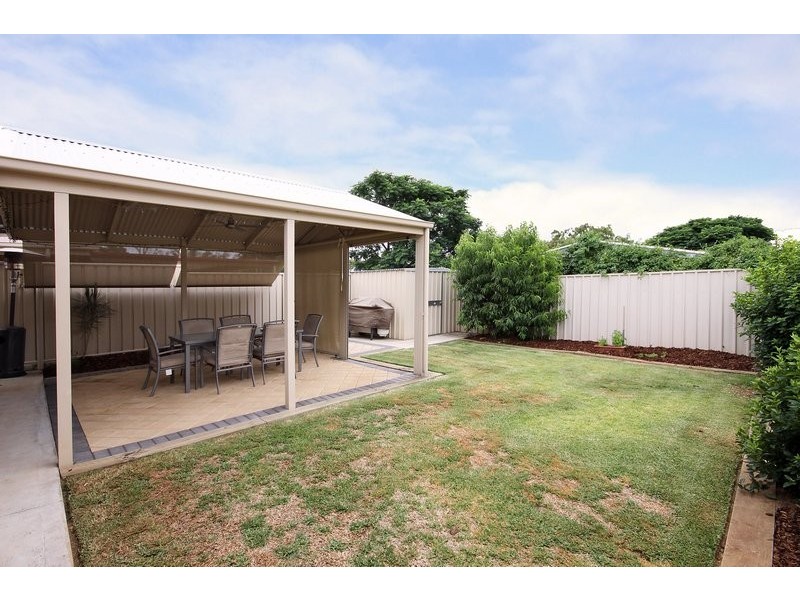 32B Warren Road, Para Hills West SA 5096