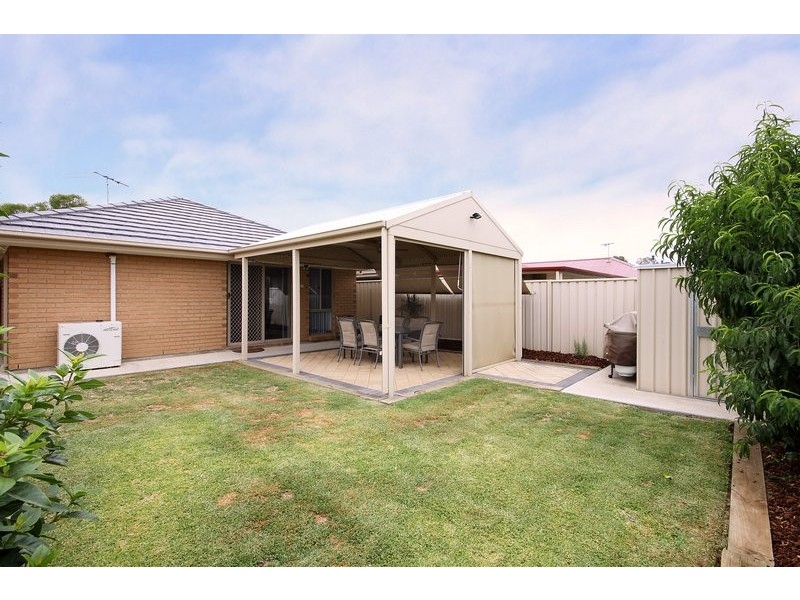 32B Warren Road, Para Hills West SA 5096
