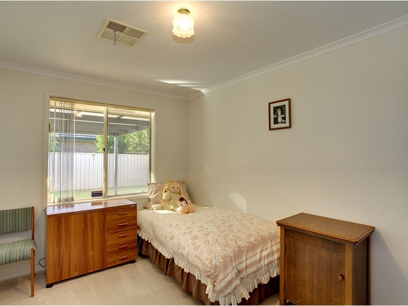 4 Sissinghurst Drive, Oakden SA 5086
