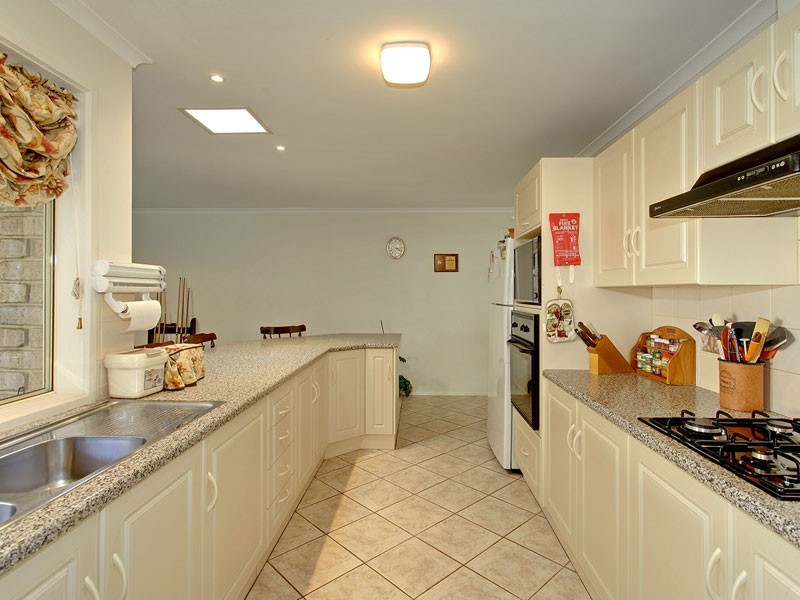 4 Sissinghurst Drive, Oakden SA 5086