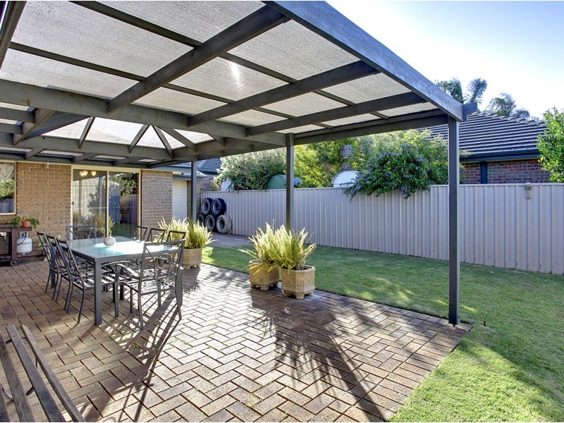 4 Sissinghurst Drive, Oakden SA 5086