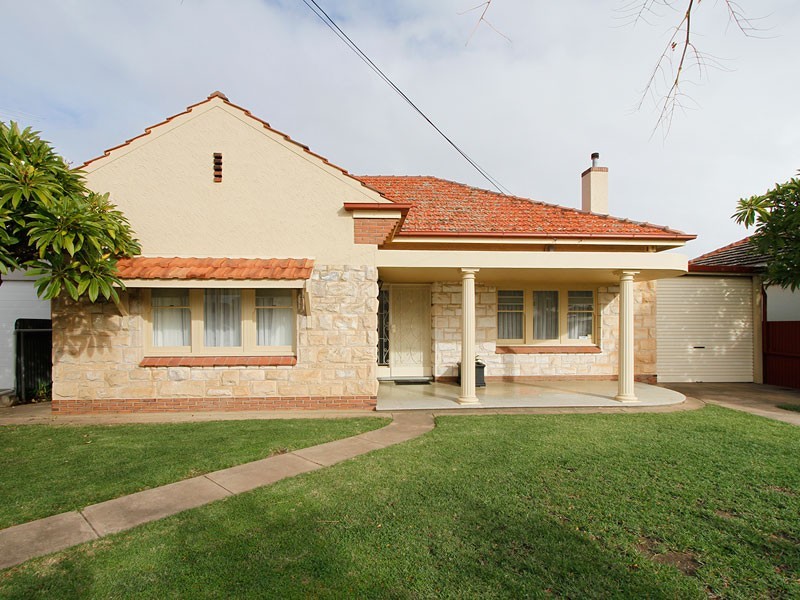 11 Rosslyn Avenue, Manningham SA 5086