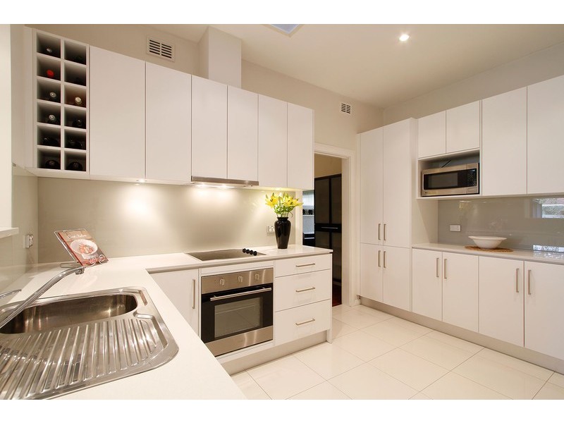 11 Rosslyn Avenue, Manningham SA 5086