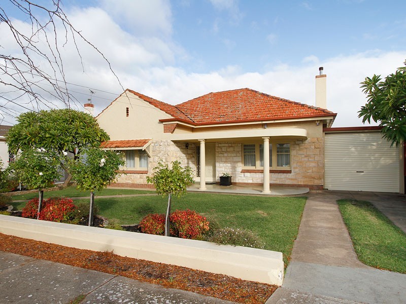 11 Rosslyn Avenue, Manningham SA 5086