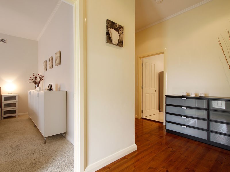 11 Rosslyn Avenue, Manningham SA 5086