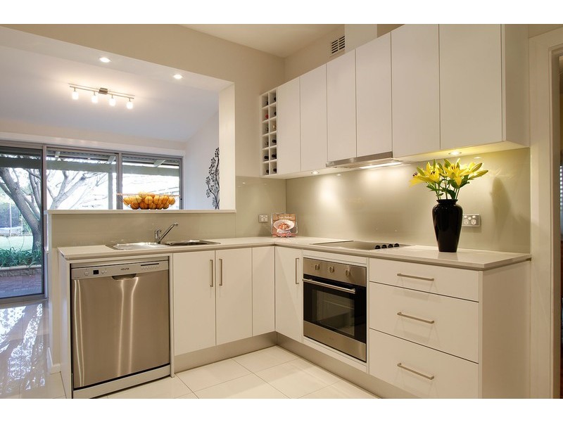 11 Rosslyn Avenue, Manningham SA 5086