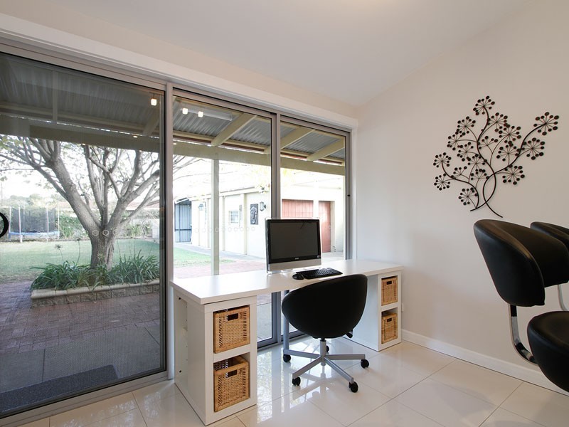 11 Rosslyn Avenue, Manningham SA 5086