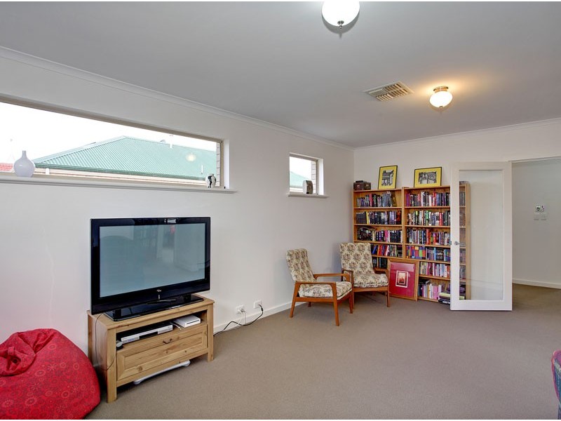 10 Elder Drive, Mawson Lakes SA 5095