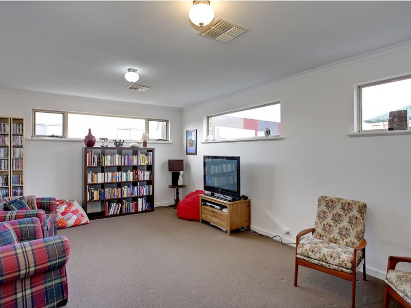 10 Elder Drive, Mawson Lakes SA 5095