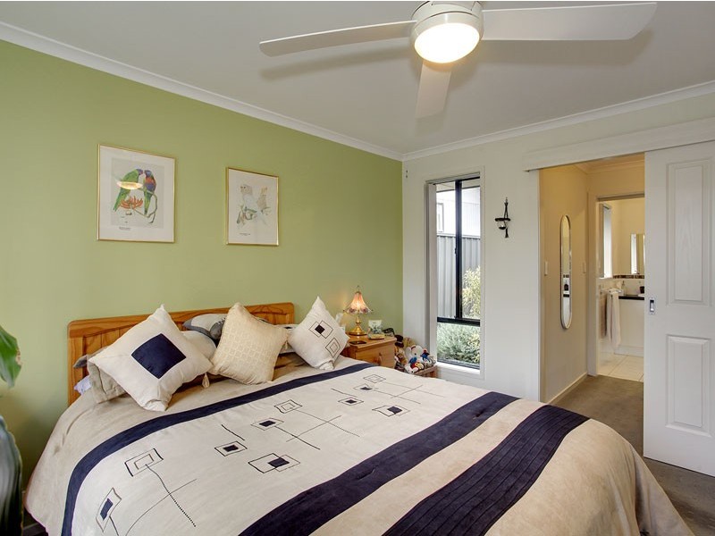 9A Gosfield Crescent, Hampstead Gardens SA 5086